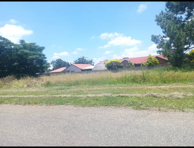 1,126M² VACANT LAND FOR SALE IN KOOKRUS